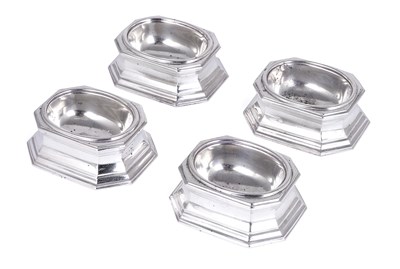 Lot 320 - A SET OF FOUR SILVER TRENCHER SALTS