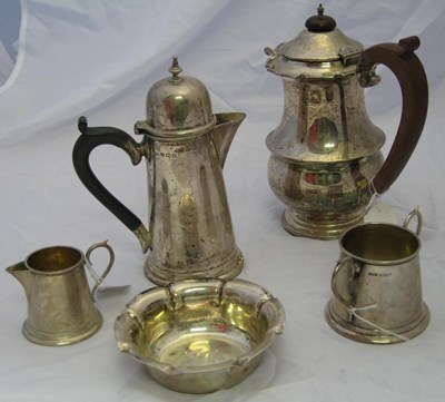 Lot 345 - A GEORGE V SILVER HOT WATER JUG