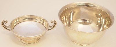 Lot 373 - A VICTORIAN SILVER BOWL