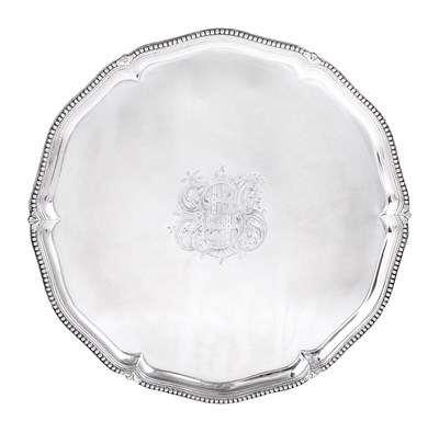 Lot 402 - A GEORGE III SILVER SALVER