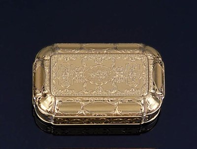 Lot 425 - AN ITALIAN SNUFF BOX