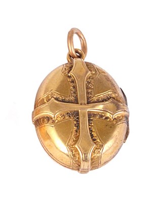 Lot 434 - A VICTORIAN GOLD LOCKET