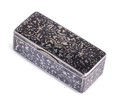 Lot 438 - A RUSSIAN SILVER NIELLO SNUFF BOX