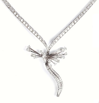 Lot 449 - DIAMOND NECKLACE