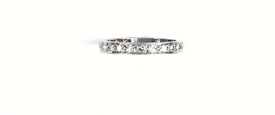 Lot 453 - ETERNITY RING