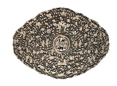 Lot 786 - A PARCEL GILT SILVER BUCKLE, MALAYSIA, 19TH CENTURY