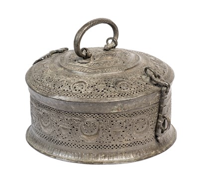 Lot 632 - A LARGE TINNED COPPER PAN BOX, NORTHERN INDIA, 19TH CENTURY