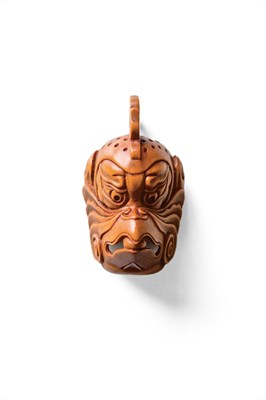 Lot 40 - A JAPANESE MASK NETSUKE OF KARURA (GARUDA)