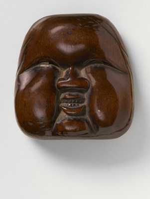 Lot 133 - A JAPANESE MASK NETSUKE OF A LARGE OTO