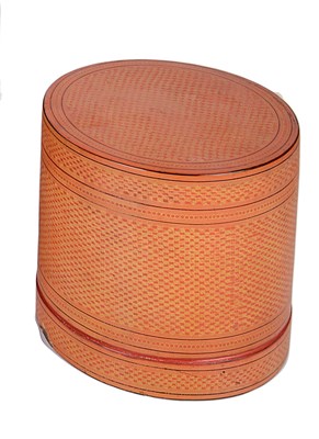 Lot 385 - A BETEL BOX