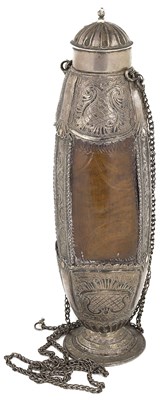 Lot 510 - A SOUTH AMERICAN SILVER-MOUNTED GOURD FLASK