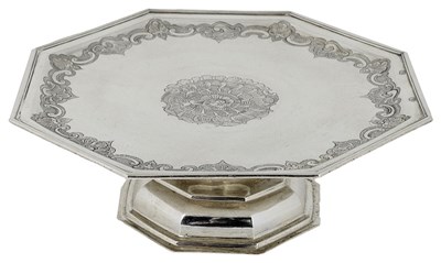 Lot 514 - A SILVER TAZZA