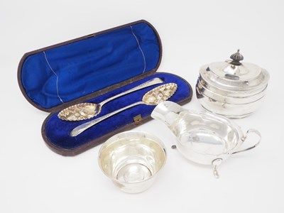 Lot 570 - ASSORTED ENGLISH SILVER