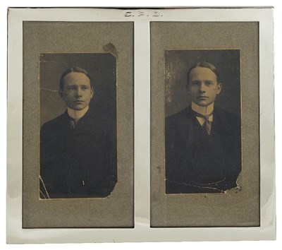 Lot 597 - AN AMERICAN SILVER DOUBLE PHOTOGRAPH FRAME