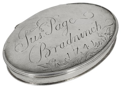 Lot 640 - A SILVER SNUFF BOX