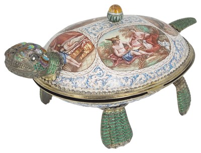 Lot 698 - AN AUSTRO-HUNGARIAN SILVER-GILT AND ENAMEL TURTLE-SHAPED BOX