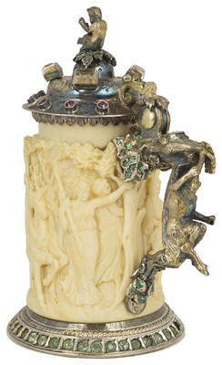 Lot 699 - ~A SMALL SILVER-GILT