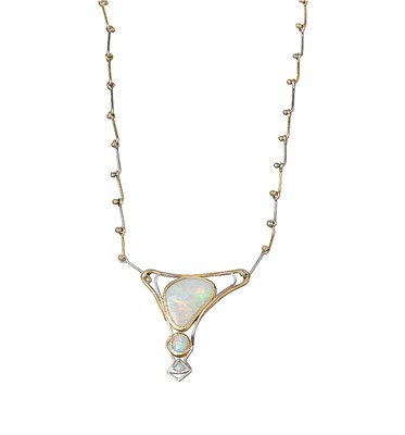 Lot 737 - OPAL NECKLACE