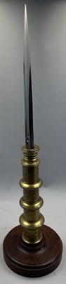 Lot 544 - A SOUTH INDIAN SPEAR HEAD (VEL), POSSIBLY BANGALORE, KARNATAKA, 17TH/18TH CENTURY