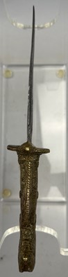 Lot 538 - A SOUTH INDIAN DAGGER (KHANJARLI), 18TH/19TH CENTURY, POSSIBLY KERALA
