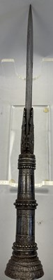 Lot 542 - A RARE SOUTH INDIAN SPEAR HEAD (SANG), 17TH CENTURY, PROBABLY MYSORE