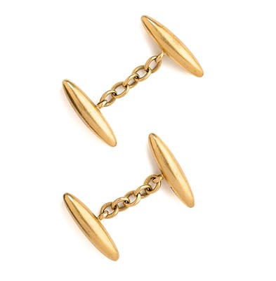 Lot 381 - A PAIR OF GOLD CUFFLINKS, 1900