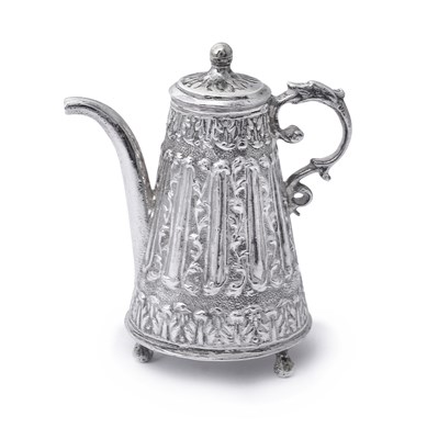 Lot 112 - A DUTCH SILVER MINIATURE COFFEE POT, MAKER'S MARK F.S, POSSIBLY FOR FREDERIK VAN STRANT I, AMSTERDAM, CIRCA 1720