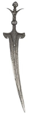 Lot 29 - A SOUTH INDIAN DAGGER (CHILANUM), 15TH/16TH CENTURY, POSSIBLY MADRAS
