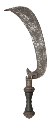 Lot 45 - A SOUTH INDIAN HATCHET (ARUVAL), 17TH CENTURY, PROBABLY THAVJAVUR