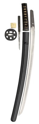 Lot 104 - A JAPANESE WAKIZASHI (SHORT SWORD), 1650-1750
