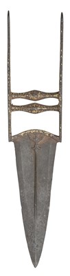 Lot 152 - â€¡ AN INDIAN DAGGER (KATAR), 18TH CENTURY