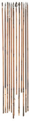 Lot 173 - TWELVE INDIAN ARROWS, 18TH/19TH CENTURY