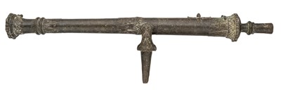Lot 195 - A MALAYSIAN BRONZE SWIVEL-GUN (LANTAKA), 18TH/EARLY 19TH CENTURY