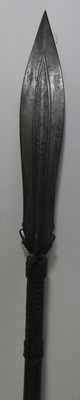 Lot 216 - AN AFRICAN SPEAR, 19TH/EARLY 20TH CENTURY