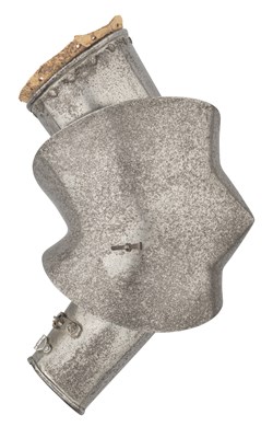 Lot 226 - A FINELY CONSTRUCTED MINIATURE VAMBRACE IN THE ITALIAN STYLE OF CIRCA 1460-70