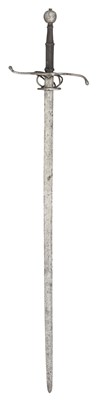 Lot 239 - â€¡ A RARE GERMAN HAND-AND-A-HALF SWORD, LAST QUARTER OF THE 16TH CENTURY