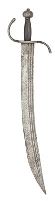 Lot 240 - â€¡ AN ITALIAN SHORTSWORD (FALCHION), LATE 16TH CENTURY, POSSIBLY VENETIAN