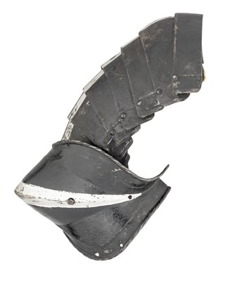 Lot 380 - A NORTH GERMAN RIGHT SPAUDLER FROM AN ALMAIN COLLAR AND A COWTER
