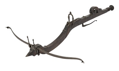 Lot 396 - AN ITALIAN STONEBOW, LATE 17TH/18TH CENTURY