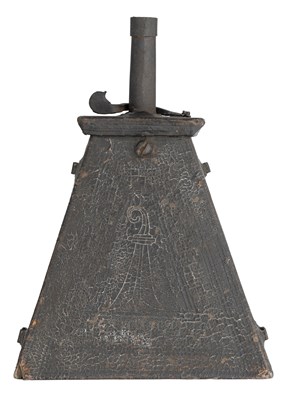 Lot 405 - A RARE SWISS MUSKETEERS TRIANGULAR POWDER-FLASK, BASEL, LATE 16TH/EARLY 17TH CENTURY