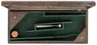Lot 422 - AN OAK CASE FOR A PAIR OF DUELLING PISTOLS, CIRCA 1775-85