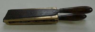 Lot 424 - A GANG MOULD FOR CASTING TWELVE SPHERICAL BULLETS, 19TH CENTURY