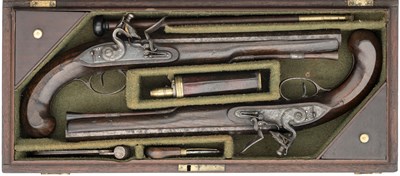 Lot 471 - A CASED PAIR OF 24 BORE FLINTLOCK DUELLING PISTOLS BY TWIGG, CIRCA 1780