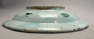 Lot 37 - AN IZNIK DISH, OTTOMAN ANATOLIA, MID-17TH CENTURY
