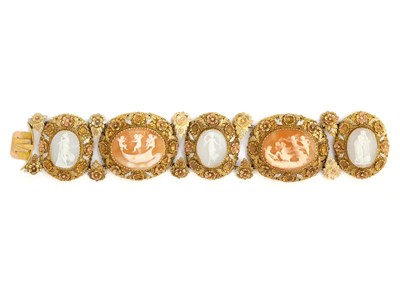 Lot 305 - GOLD AND SHELL CAMEO BRACELET, 1820s