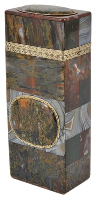 Lot 488 - A SCOTTISH MARKET VICTORIAN SILVER-GILT-MOUNTED AGATE CHEROOT CASE