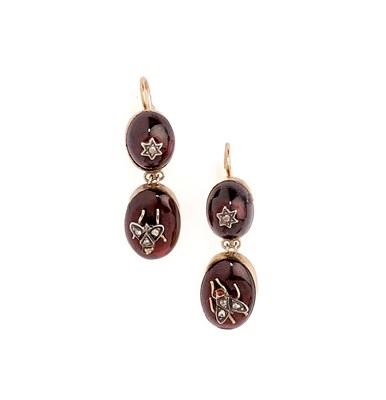 Lot 339 - PAIR OF GOLD, GARNET AND DIAMOND PENDENT EARRINGS, 1880s