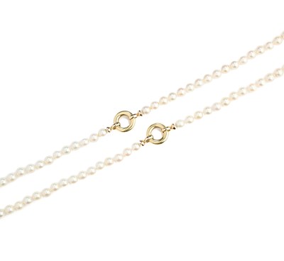 Lot 488 - THREE CULTURED PEARL NECKLACES
