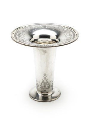 Lot 241 - AN AMERICAN SILVER LARGE VASE, WHITING MANUFACTURING CO., NEW YORK, 1916