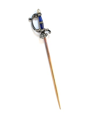 Lot 354 - DIAMOND AND GOLD BROOCH, 1890s